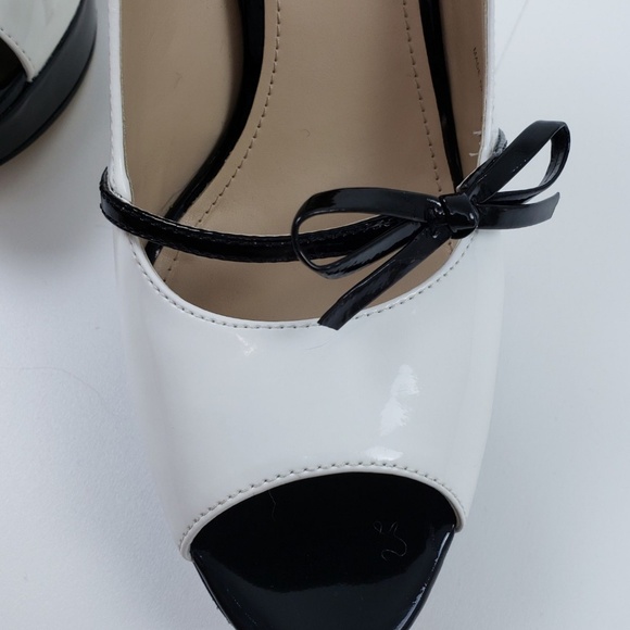 Enzo Angiolini Shoes size 9 White Black Stiletto - Picture 3 of 7